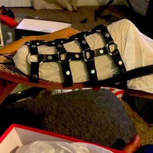 Vince camuto sandals new in box